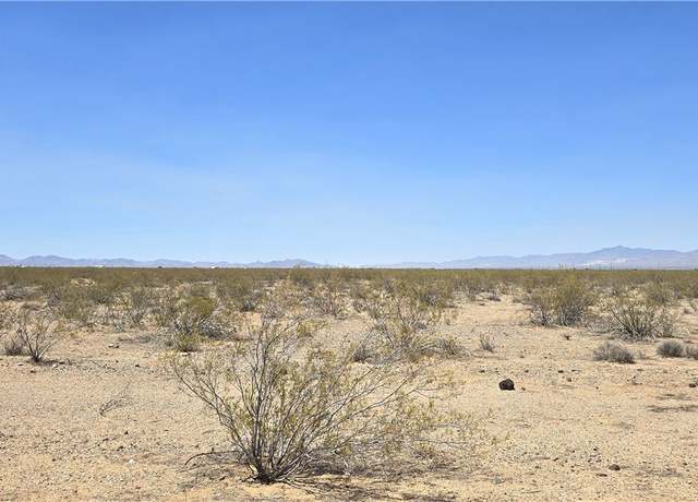 Property at 00 W Ash Dr, Golden Valley, AZ 86413