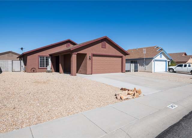 Property at 3407 Cypress St, Kingman, AZ 86401, 3 beds, 2 baths