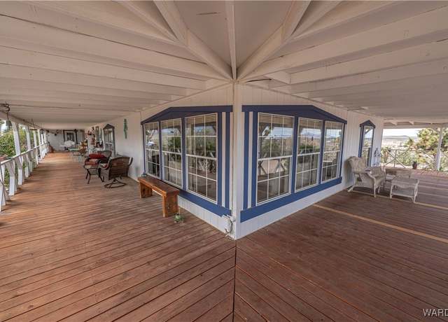 Property at 675 E King Tut Dr, Meadview, AZ 86444, 4 beds, 3.5 baths