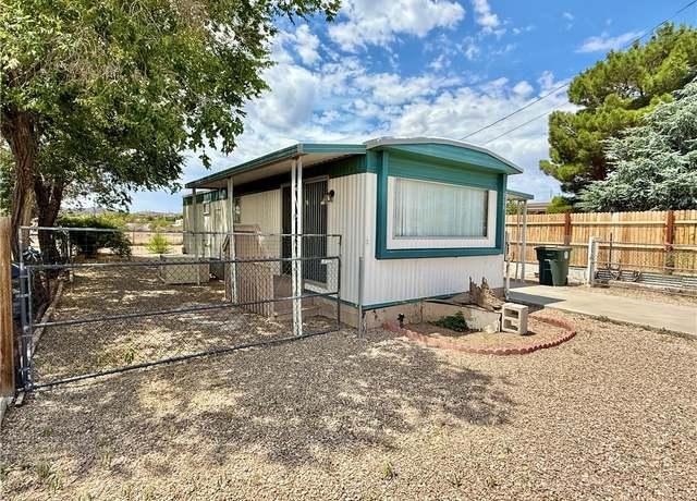 Property at 850 E Berk Ave, Kingman, AZ 86409, 1 bed, 1 bath