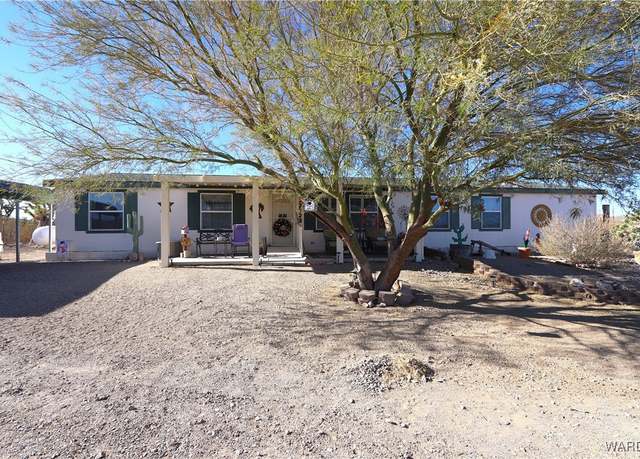 Property at 17773 N Lakeside Dr, Dolan Springs, AZ 86441, 4 beds, 2 baths