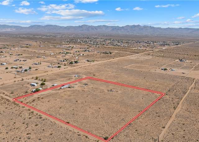 Property at 1074 S Ligurta Rd, Golden Valley, AZ 86413