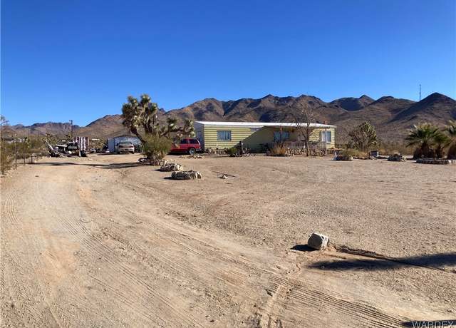 Property at 16500 N Knoll Dr, Dolan Springs, AZ 86441, 2 beds, 2 baths