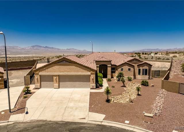 Property at 2545 Joshua Tree Ln, Bullhead City, AZ 86442, 4 beds, 4.5 baths