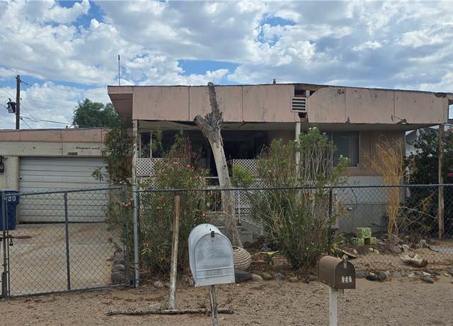 Property at 480 Malibu Dr, Bullhead City, AZ 86442, 3 beds, 2 baths