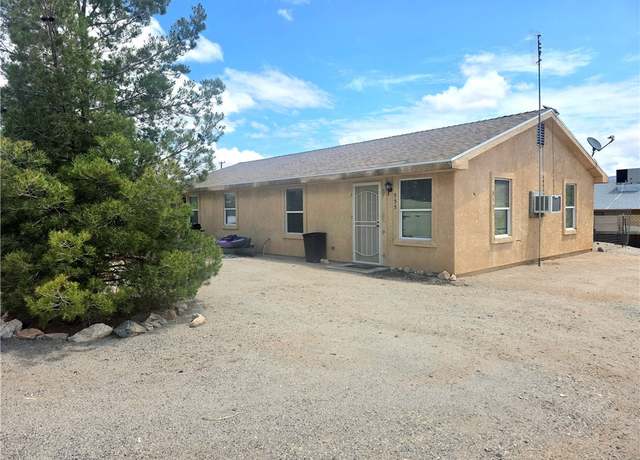 Property at 555 W Haystack Dr, Meadview, AZ 86444, 3 beds, 2 baths