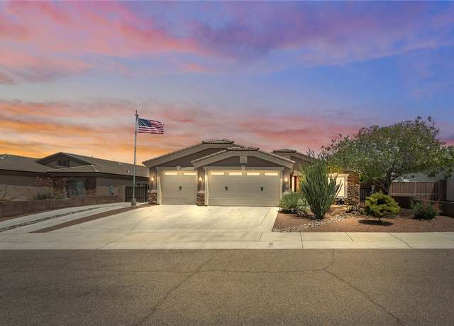 Property at 3319 Motherlode Rd, Kingman, AZ 86401, 3 beds, 2 baths