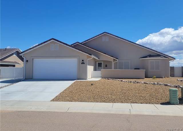 Property at 3850 N Jewel St, Kingman, AZ 86409, 4 beds, 2 baths