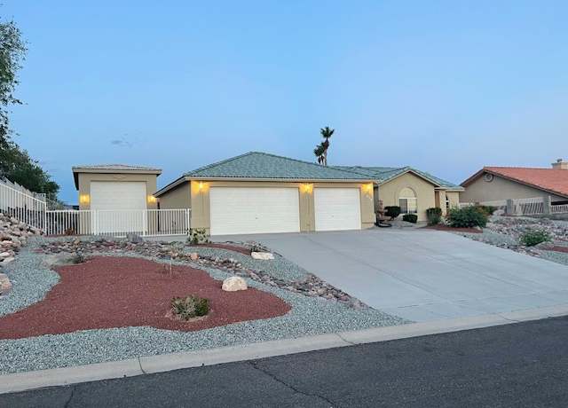 Property at 810 Park Hill Ave, Bullhead City, AZ 86429, 3 beds, 2 baths