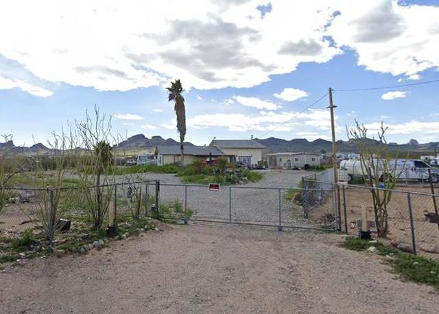 Property at 1097 S Dugas Rd, Golden Valley, AZ 86413, 3 beds, 2 baths