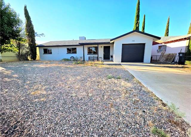 Property at 1945 Chicago Ave, Kingman, AZ 86401, 3 beds, 2 baths