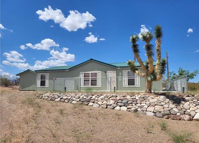 Property at 300 W Havasu Dr, Meadview, AZ 86444, 3 beds, 2 baths