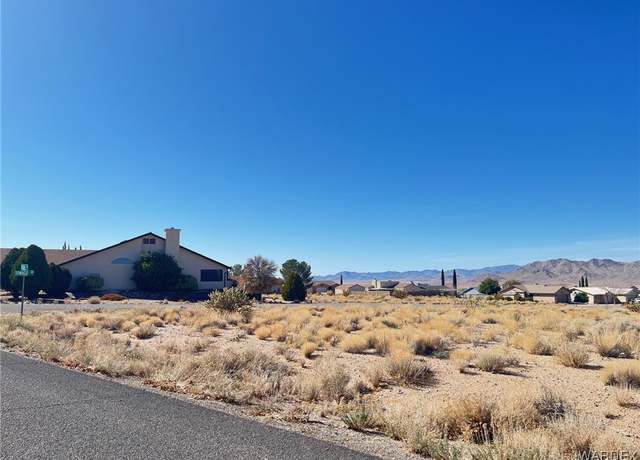 Property at 9597 N Vista Dr, Kingman, AZ 86401