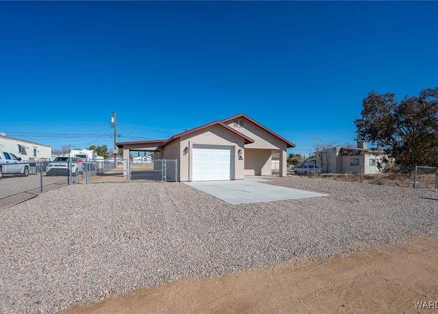 Property at 2565 E Leroy Ave, Kingman, AZ 86409, 2 beds, 2 baths