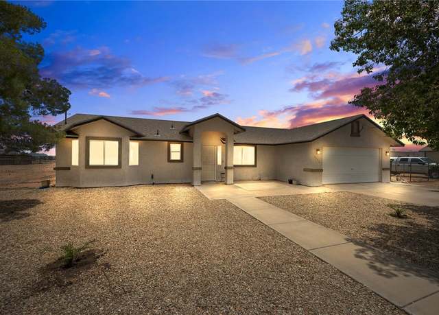 Property at 5592 W Tonto Rd, Golden Valley, AZ 86413, 2 beds, 2 baths