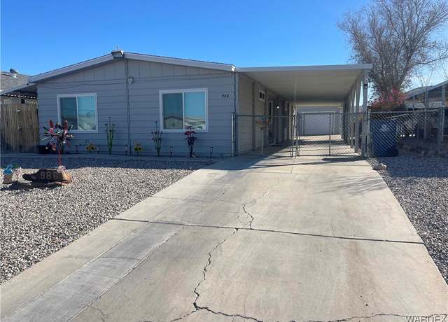 Property at 986 Palo Verde Dr, Bullhead City, AZ 86442, 3 beds, 2 baths