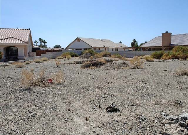 Property at 1976 E Fairway Pl, Fort Mohave, AZ 86426
