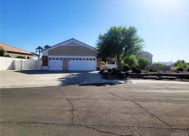Property at 2731 Springtime Ct, Bullhead City, AZ 86442, 3 beds, 3.5 baths