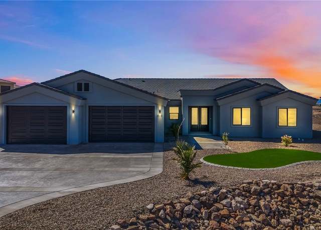Property at 3100 Canyon De Chelly Dr, Bullhead City, AZ 86429, 3 beds, 2.5 baths