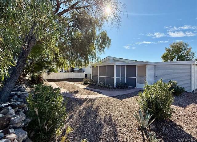 Property at 2350 Adobe Rd #17, Bullhead City, AZ 86442, 2 beds, 2 baths