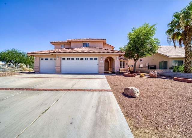 Property at 2092 E Desert Lakes Dr, Fort Mohave, AZ 86426, 4 beds, 3 baths