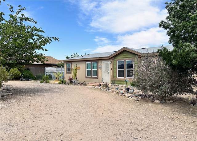 Property at 564 S Elfrida Rd, Golden Valley, AZ 86413, 3 beds, 3 baths