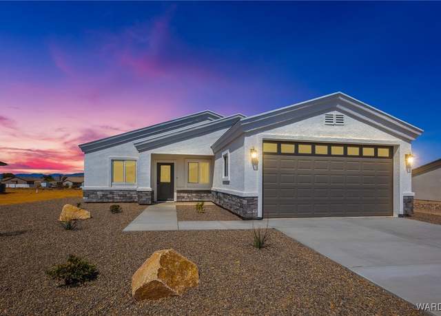 Property at 7720 E Old Mission Dr, Kingman, AZ 86401, 3 beds, 2 baths
