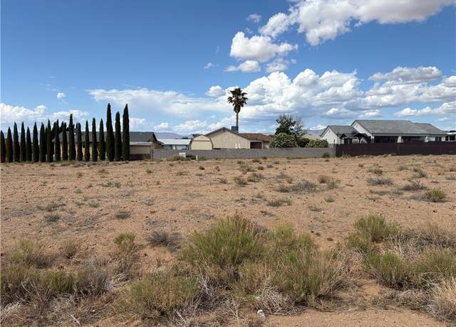 Property at 7791 Concho Dr, Kingman, AZ 86409