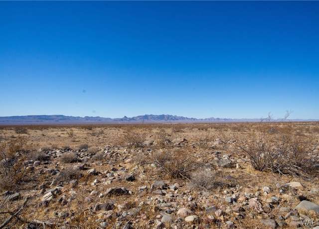 Property at Lot 1 S Frontage Rd, Golden Valley, AZ 86413