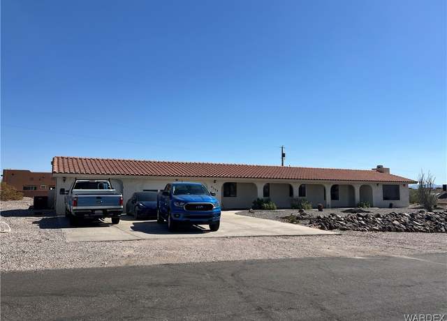 Property at 4126 San Mateo Rd, Bullhead City, AZ 86429, 4 beds, 3.5 baths