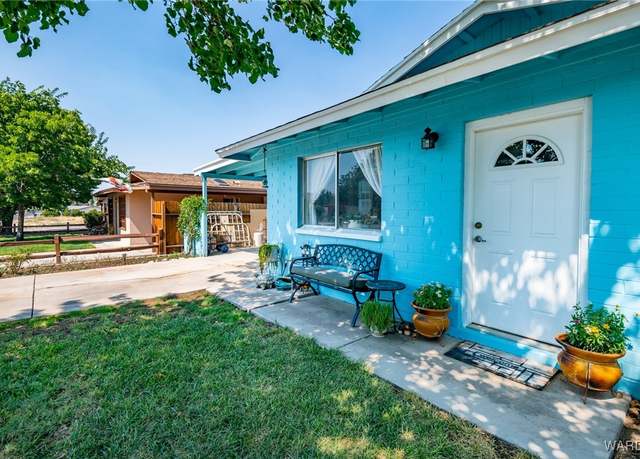 Property at 2209 Club Ave, Kingman, AZ 86401, 3 beds, 2 baths