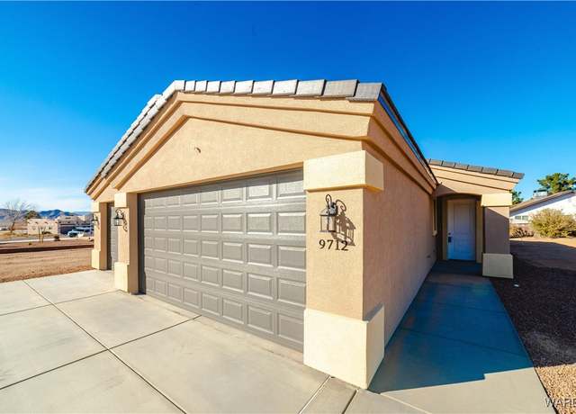 Property at 9712 N Pebble Dr, Kingman, AZ 86401, 3 beds, 2 baths