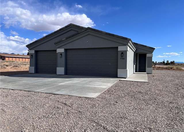 Property at 7700 E Monte Tesoro Dr, Kingman, AZ 86401, 3 beds, 2 baths