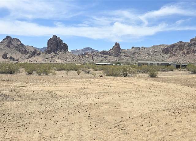 Property at 2161 S Dugas Rd, Golden Valley, AZ 86413