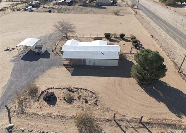 Property at 5486 W Chino Dr, Golden Valley, AZ 86413, 2 beds, 1.5 baths