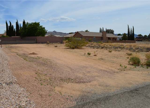 Property at 9608 N Pebble Dr, Kingman, AZ 86401