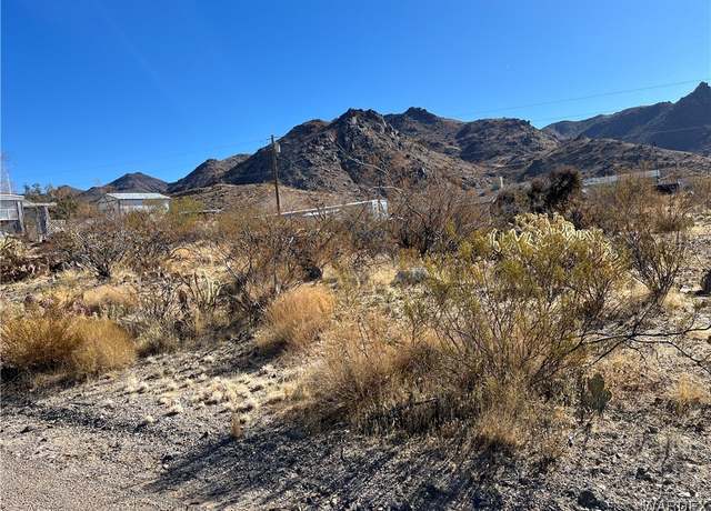 Property at 330-27-034 W Williams Dr, Golden Valley, AZ 86413