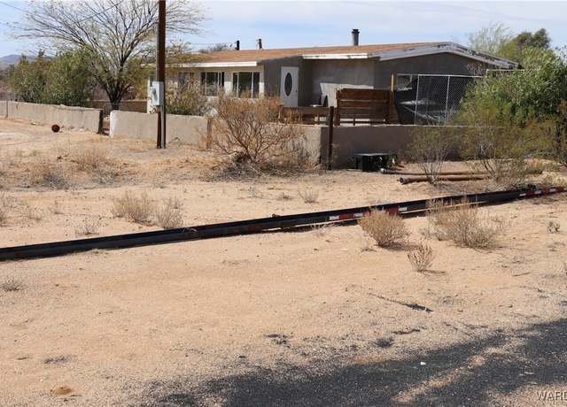 Property at 5413 W Chino Dr, Golden Valley, AZ 86413, 3 beds, 2 baths