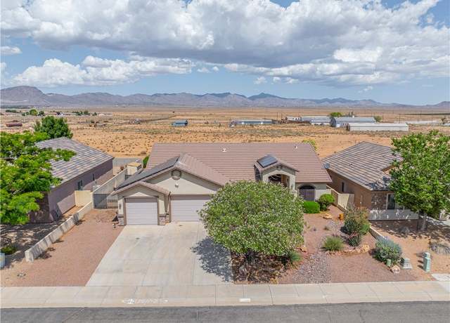 Property at 4915 N Neal Ranch Rd, Kingman, AZ 86401, 4 beds, 2 baths