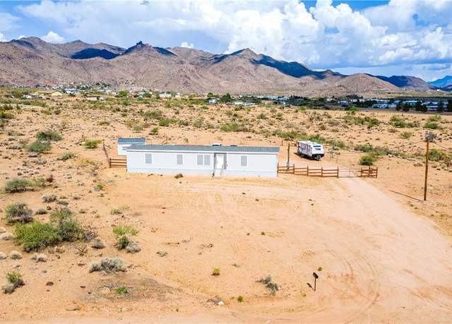 Property at 3954 N Bagdad Rd, Golden Valley, AZ 86413, 3 beds, 2 baths
