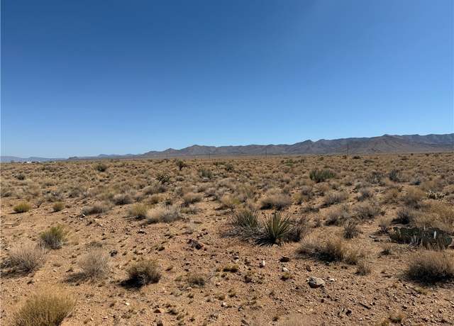Property at 2.39 N Fletcher Dr, Kingman, AZ 86401