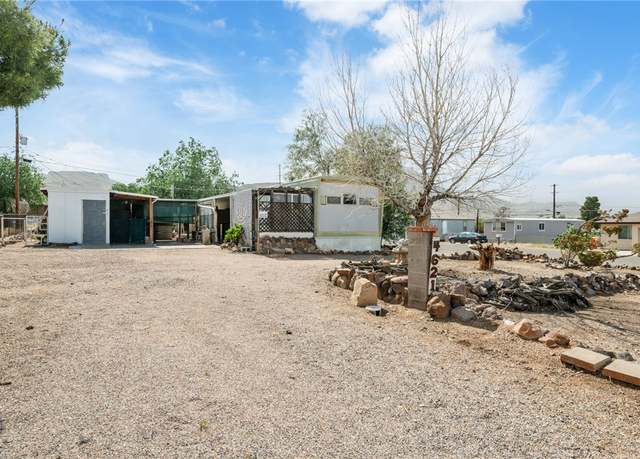 Property at 4621 N Edward Ln, Kingman, AZ 86409, 2 beds, 1 bath