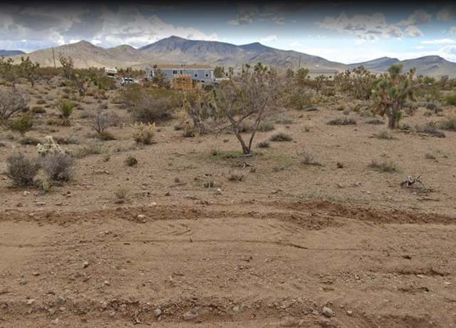 Property at 8610 W Mustang Dr, White Hills, AZ 86445