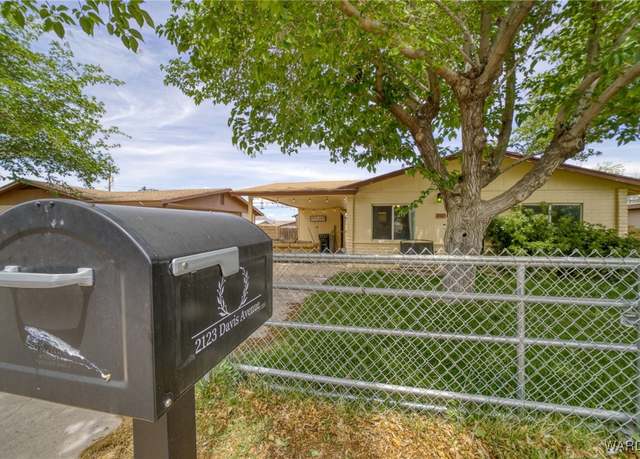 Property at 2123 Davis Ave, Kingman, AZ 86401, 3 beds, 2 baths