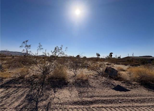 Property at 2936 W Mcconnico Rd, Golden Valley, AZ 86413
