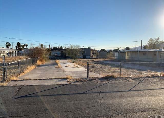 Property at 580 N Malibu Cir, Bullhead City, AZ 86442