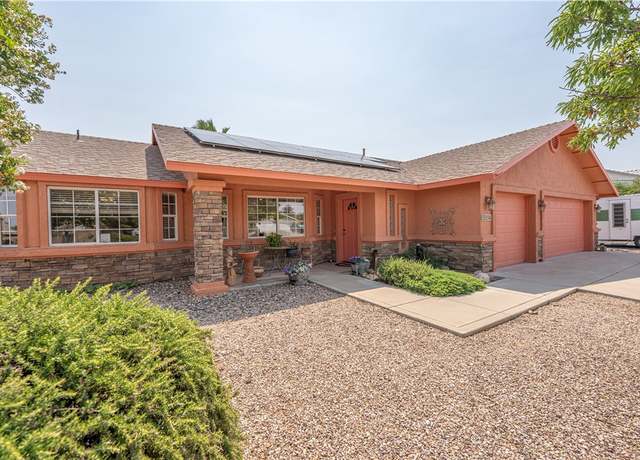 Property at 2584 Triangle St S, Kingman, AZ 86401, 3 beds, 2 baths