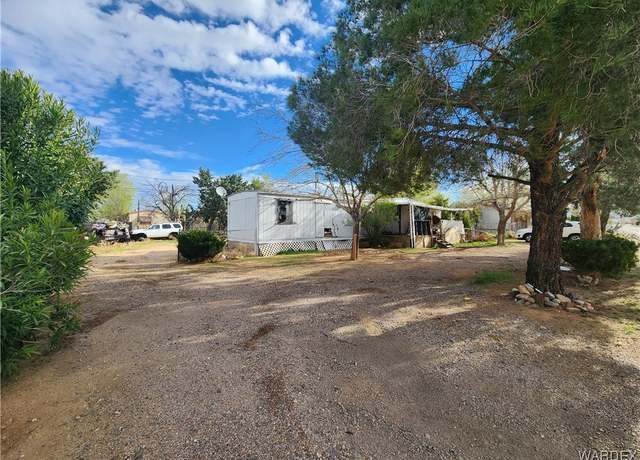 Property at 3809 E Northern Ave, Kingman, AZ 86409, 2 beds, 1.5 baths