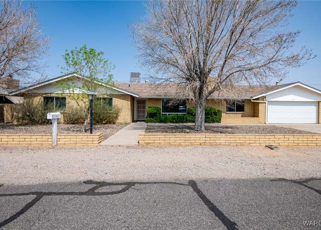 Property at 1833 Miami Ave, Kingman, AZ 86401, 4 beds, 2.5 baths