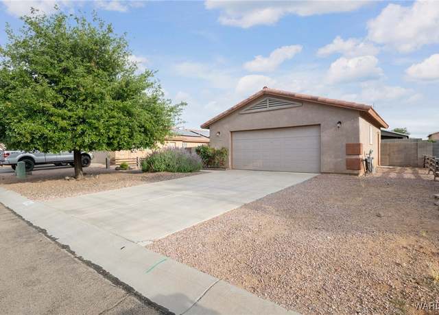 Property at 3966 E Suffock Ave, Kingman, AZ 86409, 3 beds, 2 baths